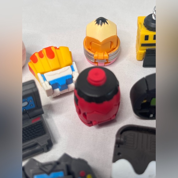 Transformers BotBot Toy Bundle - Picture 13 of 16